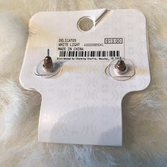 CHARMING CHARLIE HYPO-ALLERGENIC STUD EARRINGS NWT - Picture 3 of 7